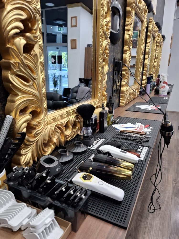Interiér barbershopu